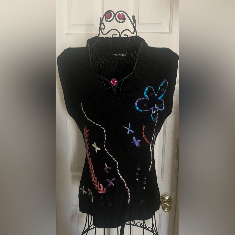Vintage knitted vest